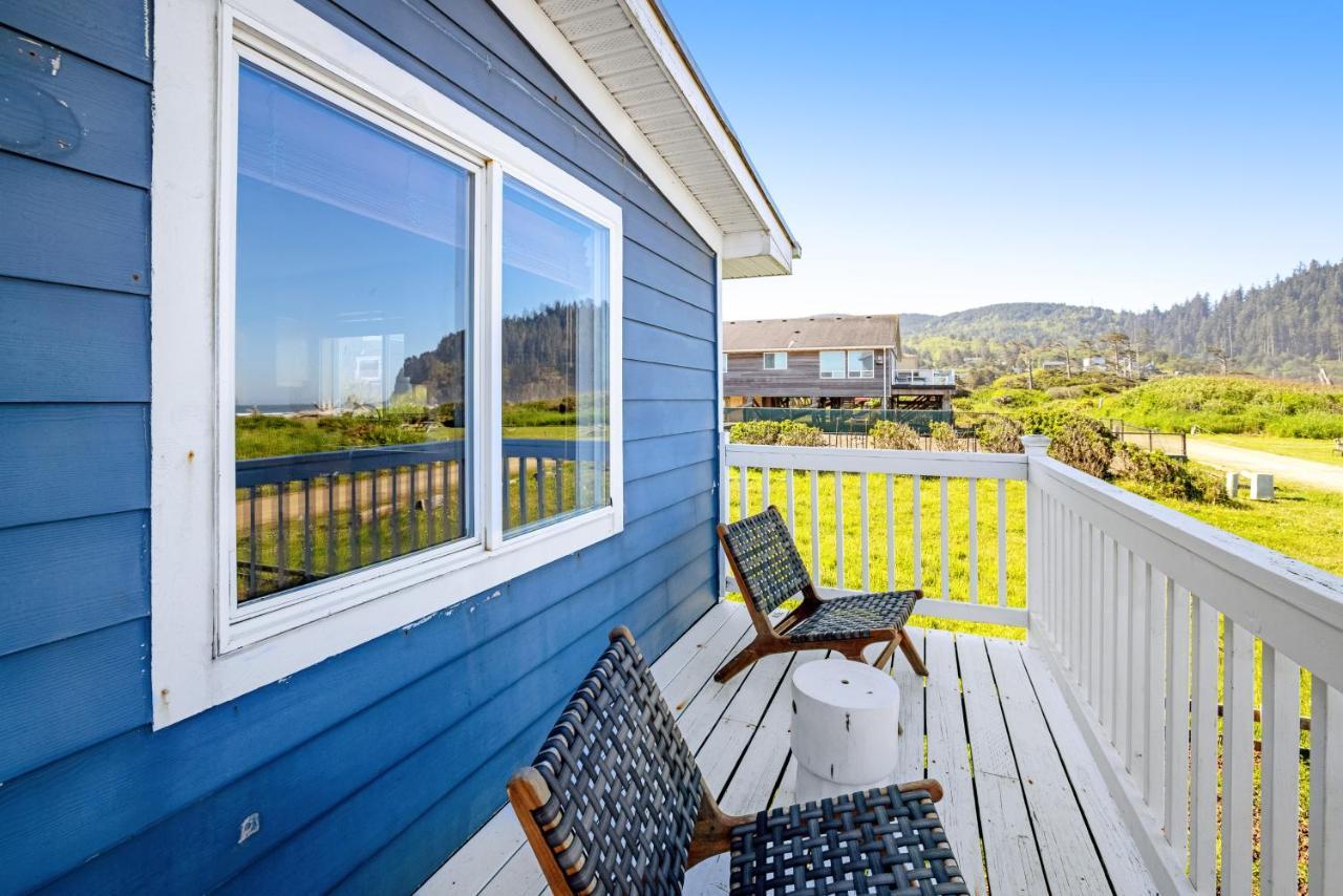 Cape Meares Beach Getaway エクステリア 写真